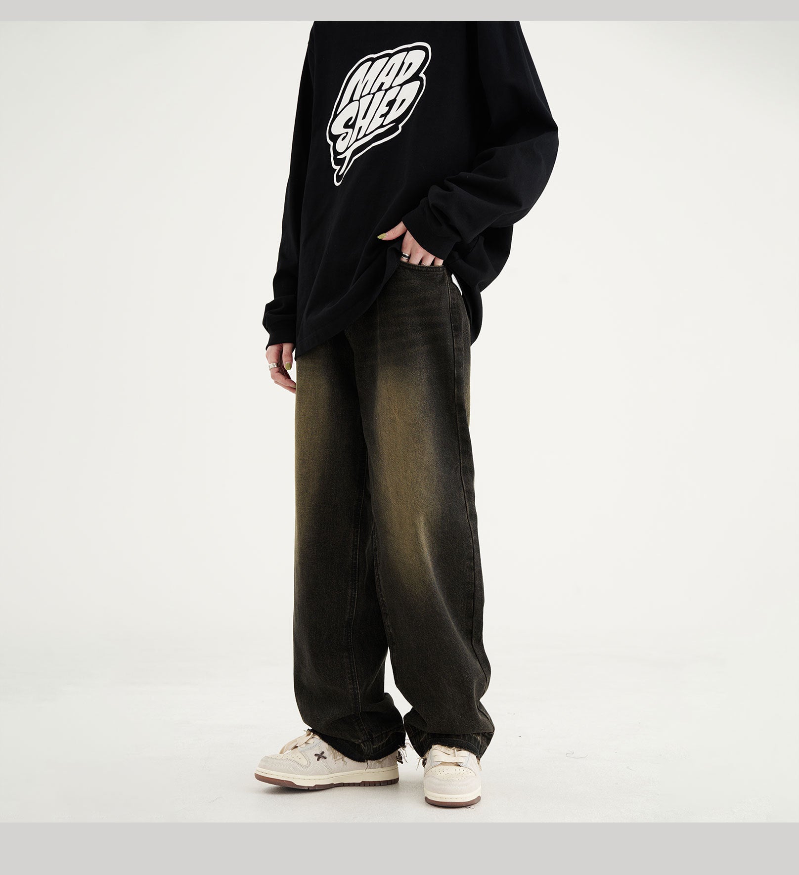 Men’s Distressed Retro Jeans