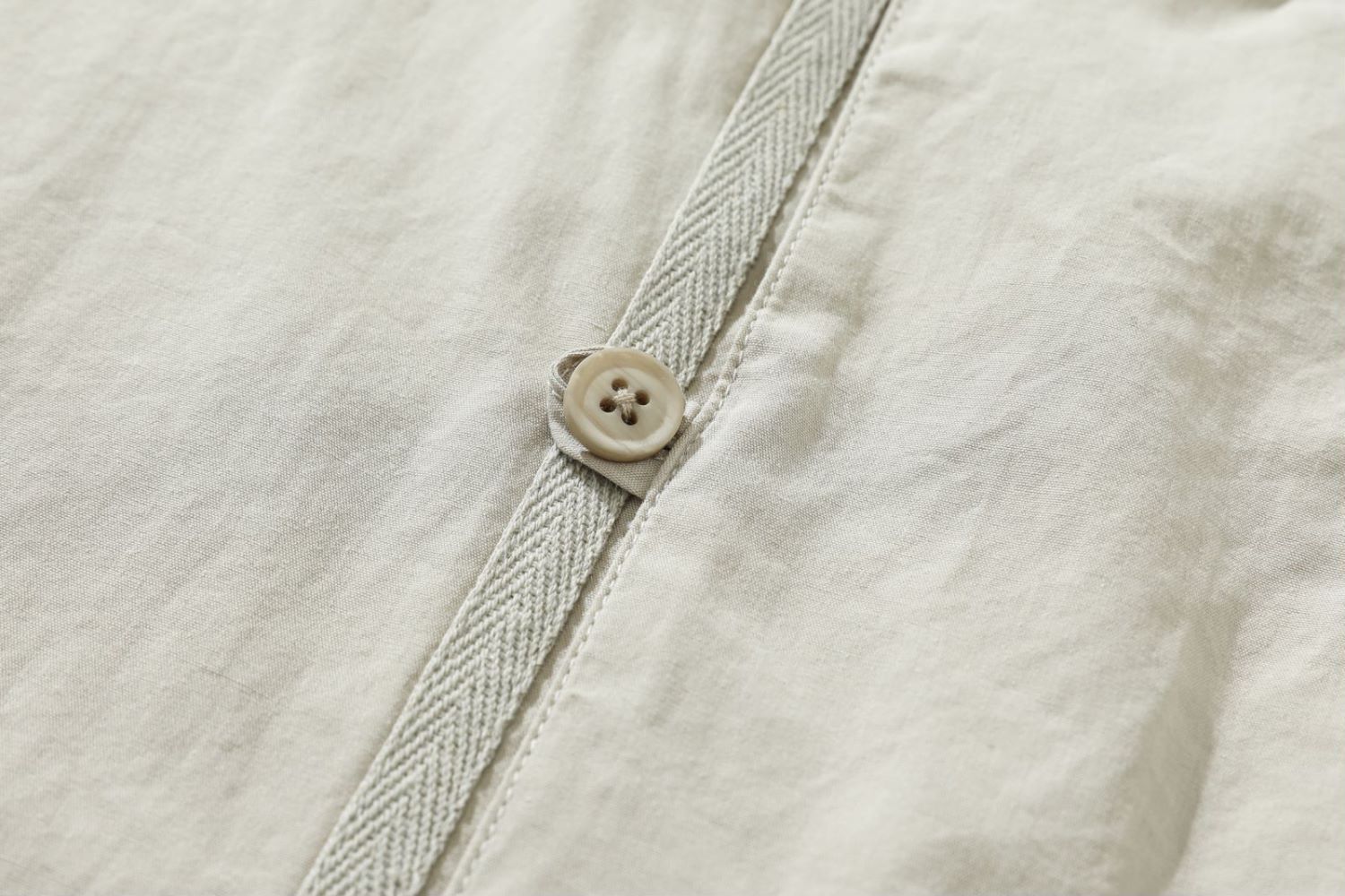 Japanese-Style Cropped Shirt