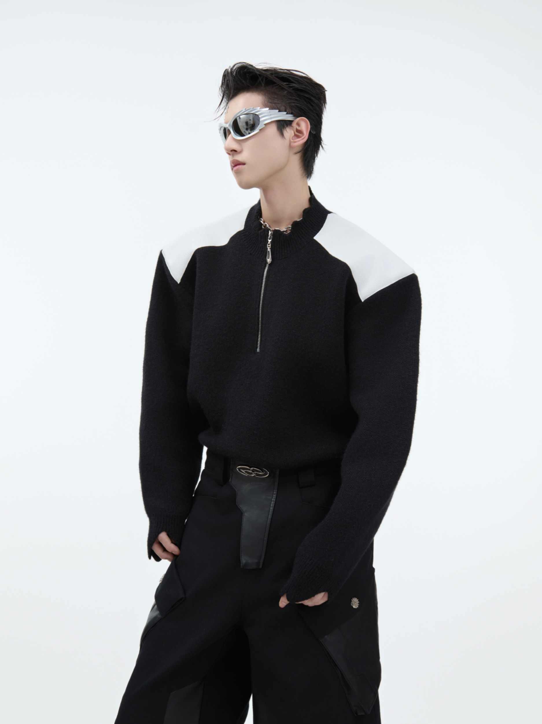 AS Black-White Zip Knit