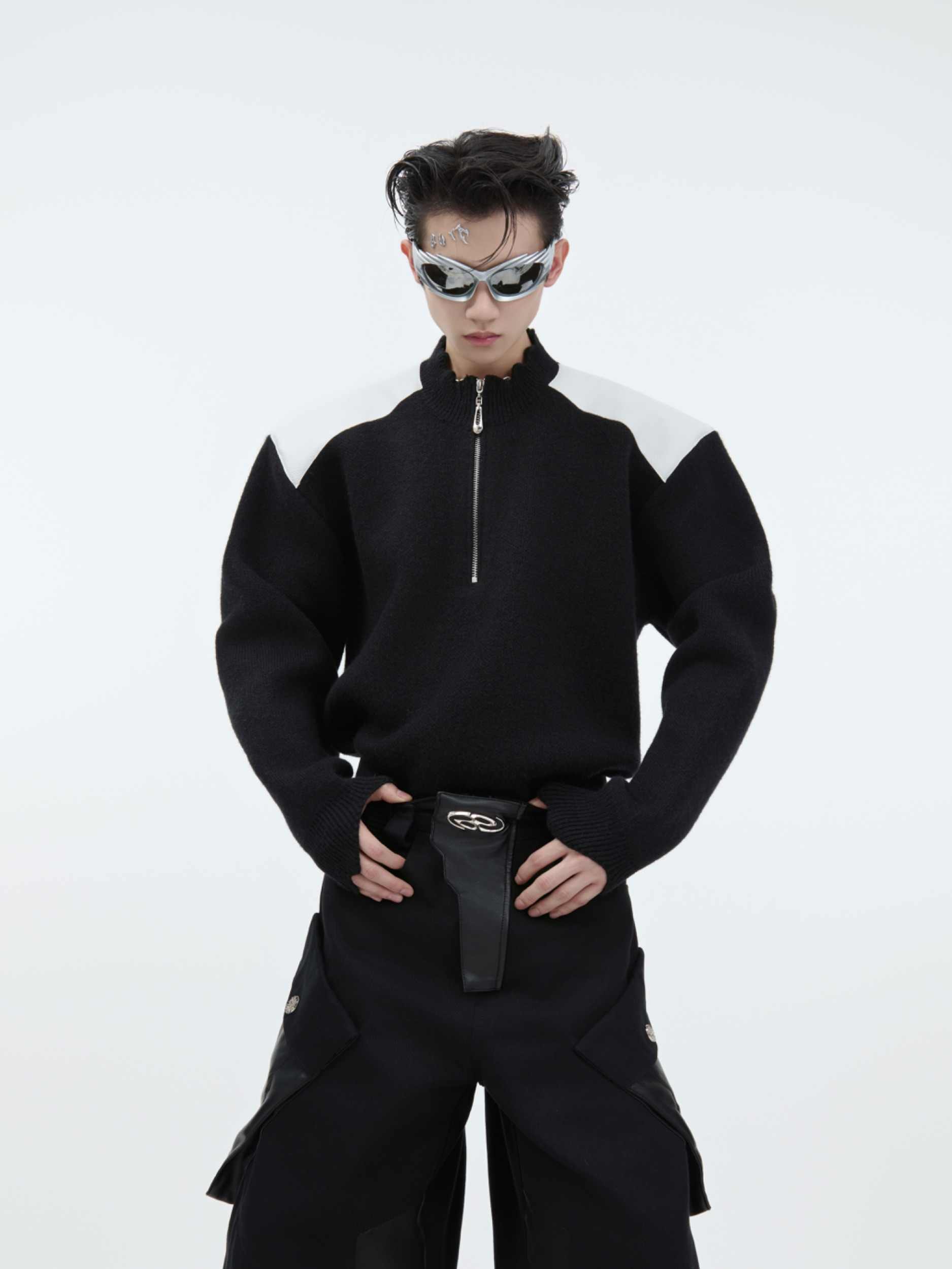 AS Black-White Zip Knit