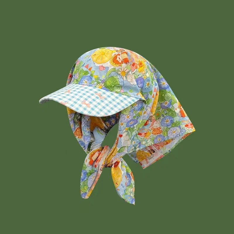 Vintage style baseball cap with bandana