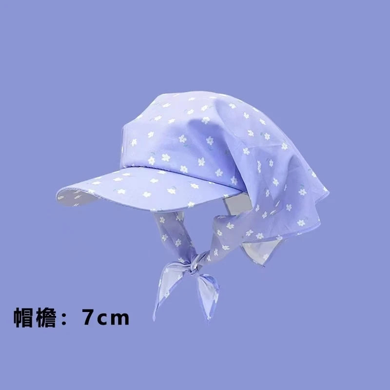 Vintage style baseball cap with bandana
