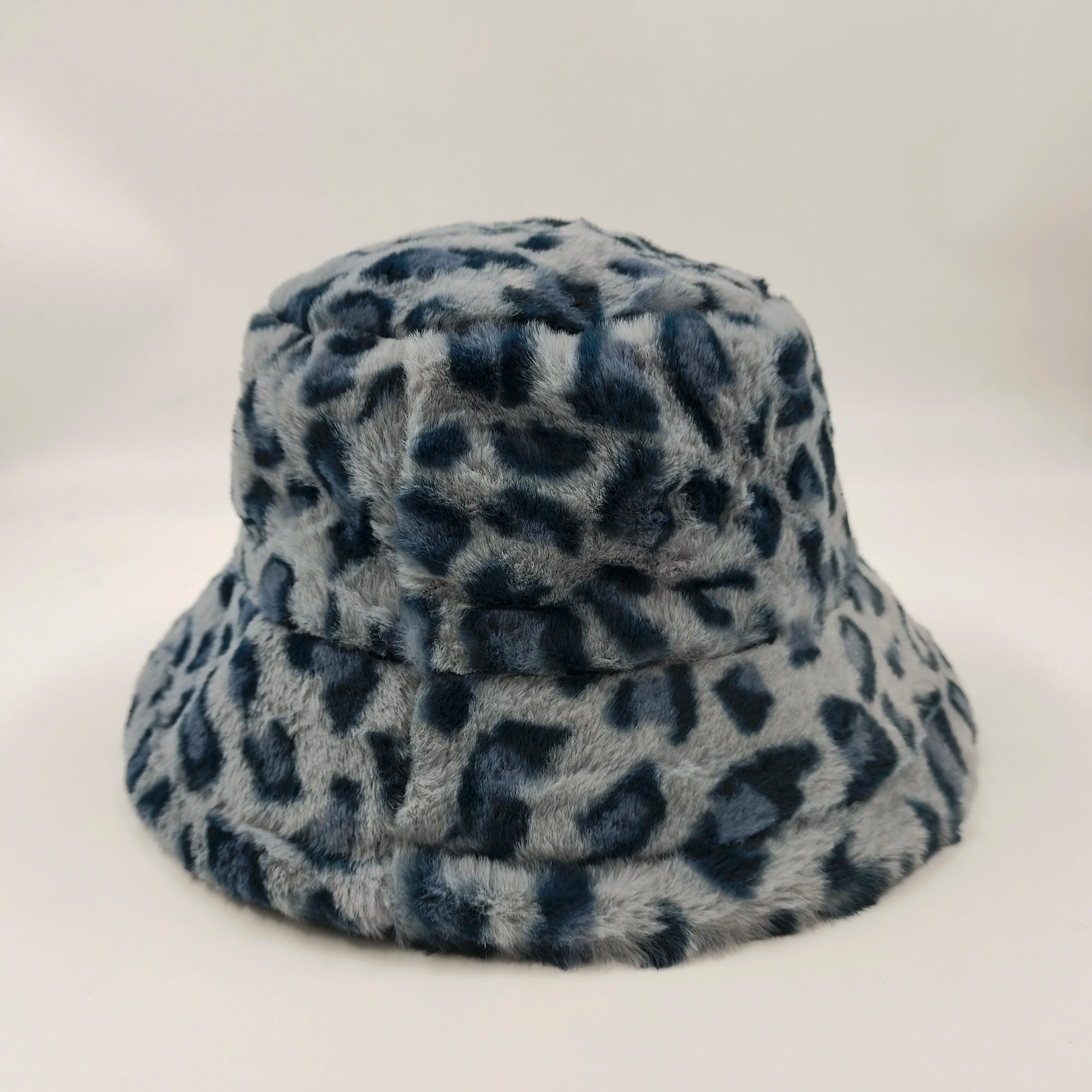 FLY Furry hat