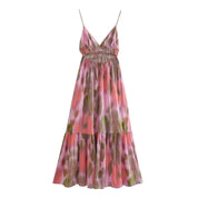 Maxi dress with open back, model Daniella